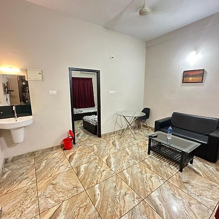 Zahir Residency Hotel Kondotty Екстериор снимка